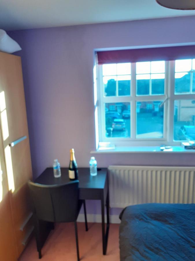 Double Room In Honiton House Hendon Kültér fotó